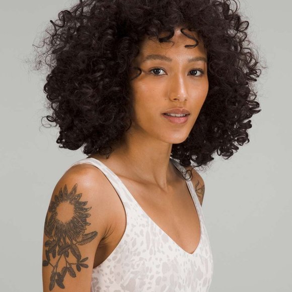 NWT Lululemon Align Crop Tank with Built Bra - Cheetah Camo White - Size 6 and 8 - Picture 1 of 9